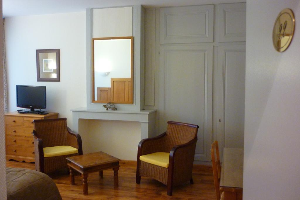 Appart Hotel Charles Sander Salins-les-Bains Ruang foto